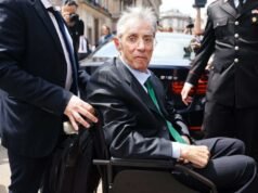 Italia. Umberto Bossi, pendiri partai sayap kanan Liga Utara, meninggal dunia