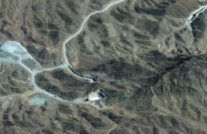 Perang Langsung di Timur Tengah. AS dan Israel menyerang situs nuklir Natanz Iran