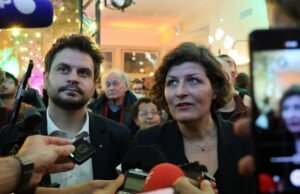 di Jeanne Barseghian’s, suatu malam dalam bentuk lift emosional