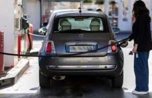 Perang Langsung di Timur Tengah. Harga minyak kembali berada di atas $100, meskipun ada jeda yang diinginkan Trump