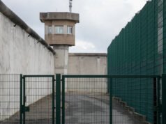 Paris. Ilyas Kherbouch alias “Ganito”, pelarian dari Villepinte, dihadirkan di hadapan juri