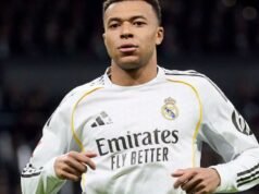 bola besar dari dokter Real ke arah Mbappé