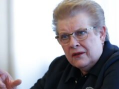 Disinfoks. Kembaran antara Ramat Gan dan Strasbourg: apakah Catherine Trautmann benar-benar membuat kakinya basah?