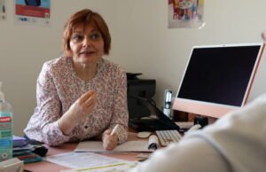 tanpa bayaran sejak bulan Februari, perawat mulai melakukan mobilisasi