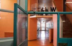 Mantan sipir penjara itu mengaku membuntuti Ganito di bawah tekanan