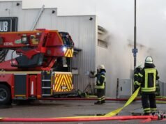 Kehl. Klub malam K Club tadi malam dilanda kebakaran di dekat Strasbourg, penyebabnya tidak dapat dijelaskan