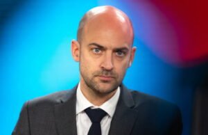 Perang Langsung di Timur Tengah. Jurnalis “tidak boleh” menjadi sasaran, kata Jean-Noël Barrot