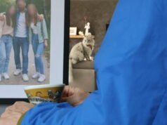 Strasbourg. Dia mengatur pelarian kedua putrinya dan menyembunyikan mereka selama 4 tahun: seorang ibu yang dihukum