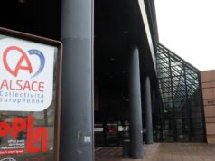 Timur Besar. Keluarnya dari Alsace disahkan oleh para deputi panitia