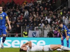 Sepak bola. Italia tidak akan pergi ke Piala Dunia ketika Bosnia, Turki, Swedia dan Republik Ceko memenangkan tiket mereka