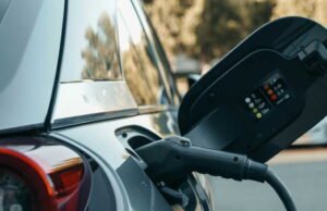 Mengisi ulang mobil listrik Anda dalam 5 menit, taruhan gila BYD