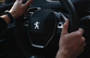 Stellantis menghadapi penarikan kembali kendaraan baru secara besar-besaran karena risiko kebakaran