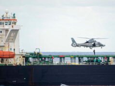 Sebuah kapal tanker minyak dari Rusia dicegat oleh Angkatan Laut: apa yang kita ketahui