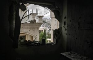 Houthi terlibat dalam perang Timur Tengah yang menargetkan Israel