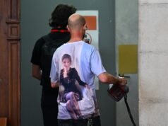 Putusan siswa yang diadili atas pembunuhan gurunya Agnès Lassalle: 15 tahun penjara pidana