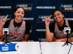 Brooks, Pierre Tab Pilihan Sebutan Terhormat Seluruh Amerika WBCA