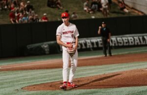 Wolfpack Memenangkan Seri Melawan Notre Dame Dengan Pitching dan Hit Kopling