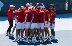 #23 Air Terjun Tenis Putra di California