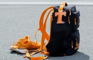 Tennessee Athletics Akan Menjadi Tuan Rumah Penjualan Inventaris Senin, 20 April
