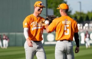 Vols Tahan #8/9 Bulldogs, 6-5, untuk Memenangkan Seri Pembuka di Starkville