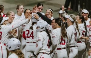 Pelanggaran Seimbang, Paket Peningkatan Inning Kelima yang Besar Melewati Cal di Game Satu