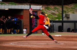 Paket Melonjak Lebih Awal, Bertahan Terlambat untuk Menyelesaikan Sapu Melawan Cal