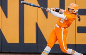 #9 Tennessee Menyapu Kentucky dengan Kemenangan 10-3 Senin Malam