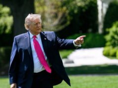 Perang Langsung di Timur Tengah. “Iran terpuruk secara finansial” karena penutupan Selat Hormuz, kata Trump