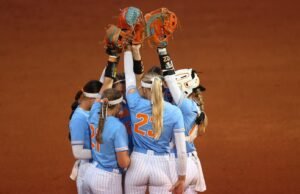 #8 Lady Vols Goyah di Malam Senior Kalah dari #3 Alabama