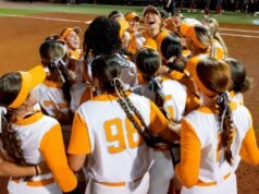 #8 Tennessee Memenangkan Seri Atas #3 Alabama