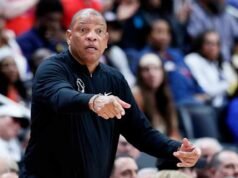 Doc Rivers mengundurkan diri sebagai pelatih Bucks setelah musim 32-50 yang mengakhiri rekor playoff 9 tahun berturut-turut