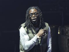 Rapper Gazo menabrak penggemarnya di Lyon dan terbang ke konser di Martinik