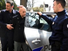 Gil Alma mengarahkan dan menampilkan episode terakhir César Wagner