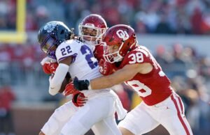 LB Owen Heinecke yang menonjol di Oklahoma mendapat perintah pengadilan untuk kembali ke Sooners selama satu tahun lagi