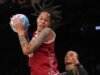 Brittney Griner akan menandatangani kontrak dengan Connecticut Sun, kata sumber AP