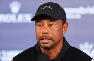 Sikap makan malam Masters Tiger Woods saat keduanya menolak duduk di sebelahnya | Golf | Olahraga