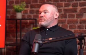 Wayne Rooney menyuruh Mike Tyson untuk berhenti setelah legenda Man Utd terkena pukulan di tulang rusuk | Sepak Bola | Olahraga