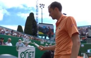 Daniil Medvedev ‘di luar kendali’ saat sang bintang membuang raket ke tempat sampah dan kalah 6-0 6-0 | Tenis | Olahraga
