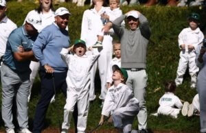 Kerumunan para master bergemuruh saat McIlroy dan Fleetwood serta anak-anak menjadi pusat perhatian | Golf | Olahraga