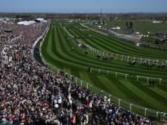 Penari Emas Kuda Festival Nasional Agung mati setelah memenangkan perlombaan | Balapan | Olahraga