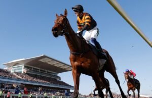 Joki Grand National dilarang menerima hadiah uang satu sen | Balapan | Olahraga