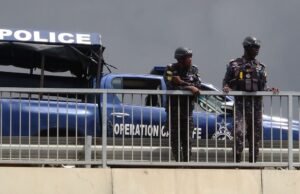 Pesepakbola, 20, ditembak mati saat bus tim diserang dalam perampokan bersenjata yang mengerikan | Sepak Bola | Olahraga