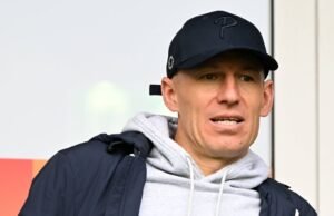 Arjen Robben dituduh menyalahgunakan wasit di pertandingan U14 seperti pernyataan yang dikeluarkan | Sepak Bola | Olahraga