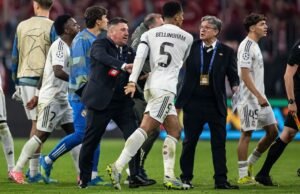 Jude Bellingham secara paksa menahan diri dari wasit saat Bayern vs Real berakhir kacau | Sepak Bola | Olahraga