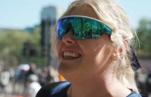 Kacamata pintar AI akan membantu pelari tunanetra mengikuti London Marathon