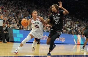 Bayaran $ 500.000 menunggu pilihan WNBA No. 1 saat Dallas Wings kembali bekerja