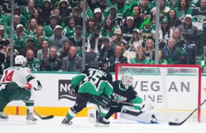 Boldy mencetak 2 gol dan satu assist saat Wild mengalahkan Stars 6-1 di seri pembuka