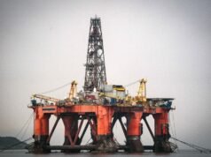 Pertemuan puncak di Kolombia mengenai transisi dari bahan bakar fosil: peluang bagi perubahan iklim atau bencana lain yang akan datang?