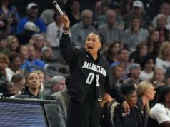 Setelah ‘dipukul’ lagi dalam permainan perebutan gelar, Staley dari Carolina Selatan merencanakan langkah program selanjutnya