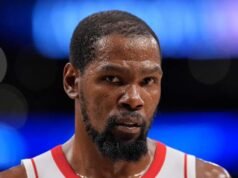 Kevin Durant kembali duduk saat Rockets menghadapi eliminasi memasuki Game 4 melawan Lakers